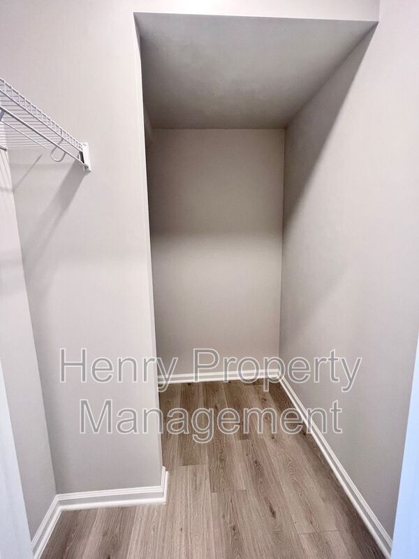 Building Photo - 858 Patriot Summit Lane