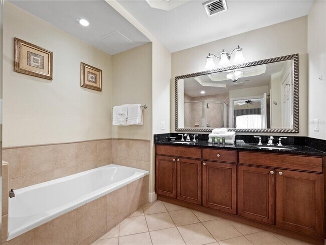 Building Photo - 1368 Centre Ct Ridge Dr