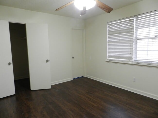 Building Photo - 1516 W Tharpe St