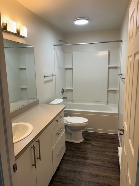 Building Photo - 6025 Monona Dr