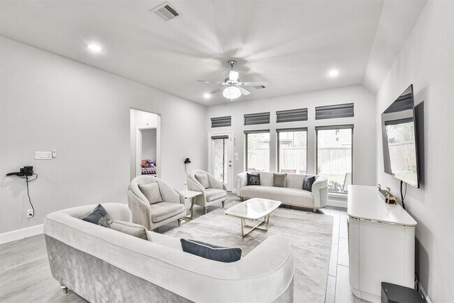 Building Photo - 15018 Concho River Wy