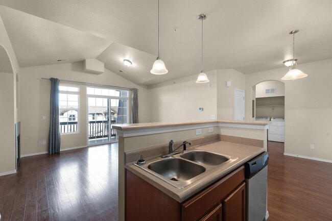 Building Photo - 4790 Wells Branch Heights