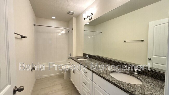 Building Photo - 15938 Moonlight Bay St