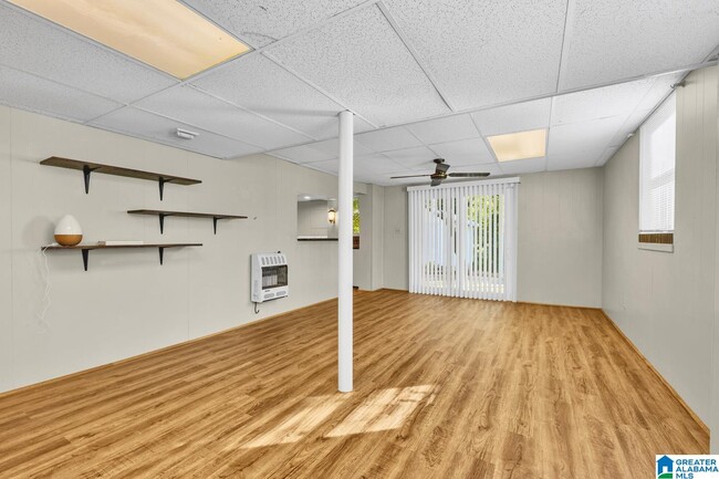 Building Photo - 2516 Ridgewood Rd