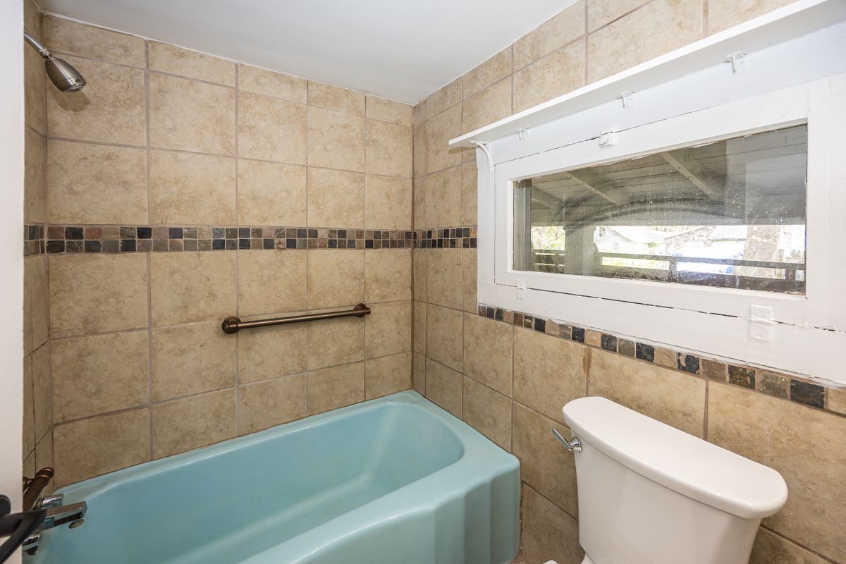 Building Photo - 3012 E Minnesota St