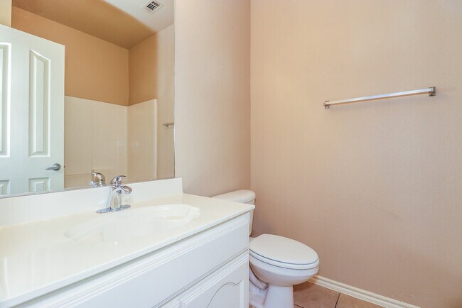 Building Photo - 12817 Dorset Dr