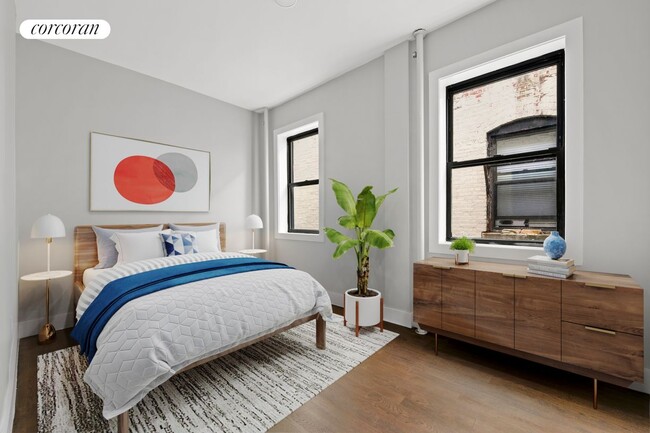 Building Photo - 72 W 69th St