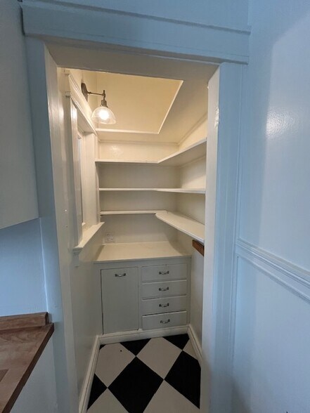 Building Photo - 15 Woodland Ave