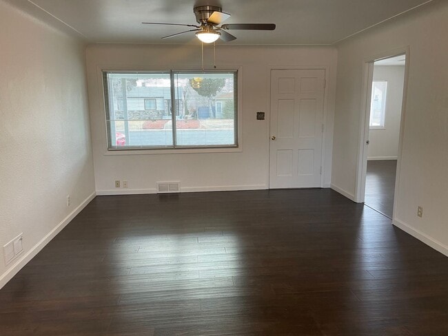Building Photo - Charming Newly Renovated 3-Bedroom Home!