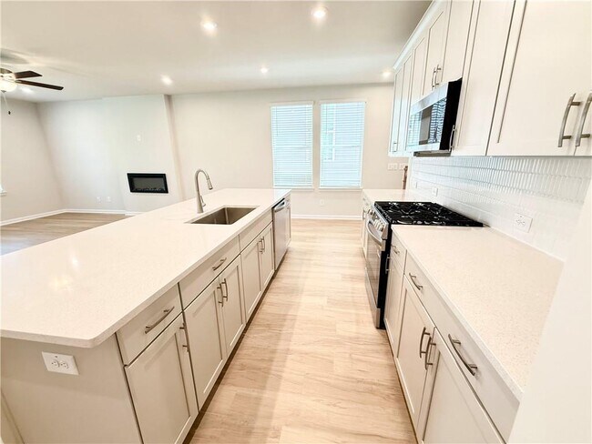 Building Photo - 4752 Black Onyx Path