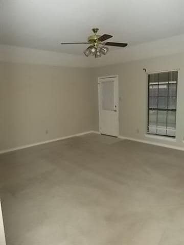 Building Photo - 3950 Trinity Ln