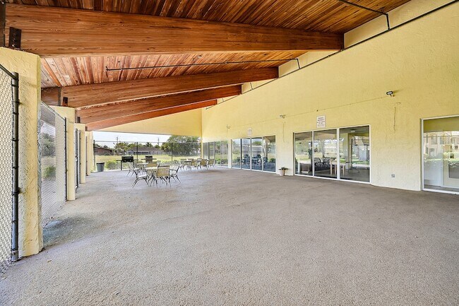 Building Photo - 9503 Boca Cove Cir
