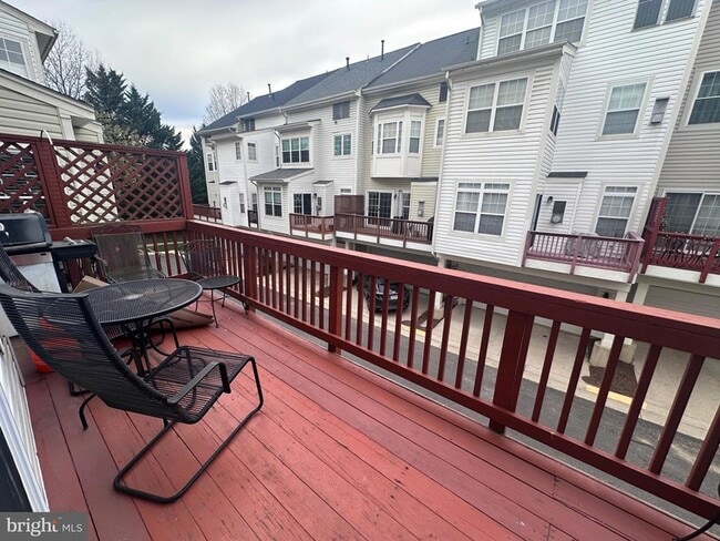 Building Photo - 6493 Powatan Knoll Ct