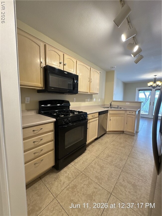Building Photo - 461 Temple Canyon Pl