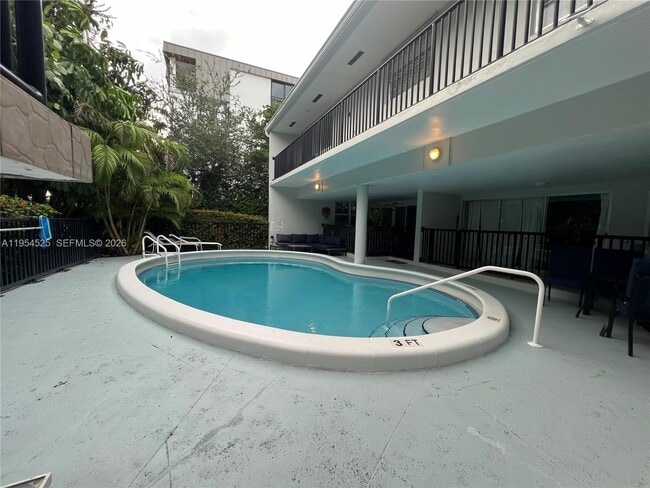 Building Photo - 195 Sunrise Dr