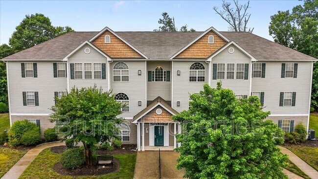 Building Photo - 6113 Hedgecock Cir