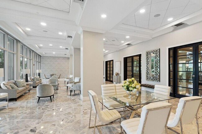 Building Photo - 2501 S Ocean Dr