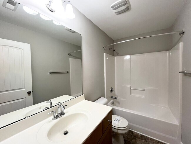 Building Photo - Fantastic 4BD, 2.5BA Home Near Downtown Fuquay-Varina with HOA Amenities, bonus office and 2-Car ...