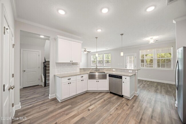 Building Photo - 424 Arrowwood Dr