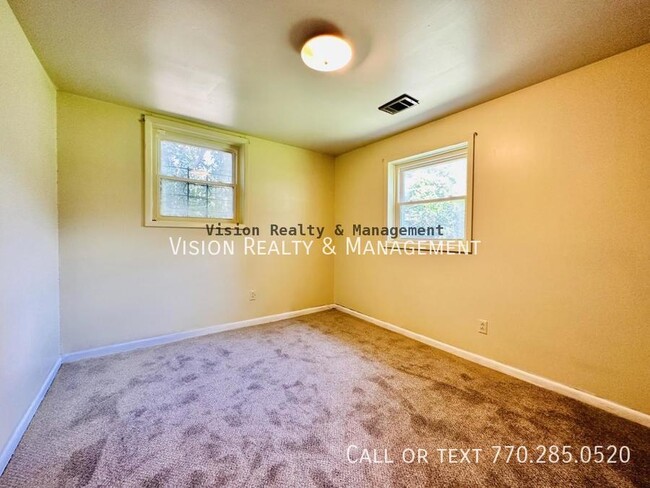 Building Photo - Move in Ready 4BD/2BA Home: Jonesboro