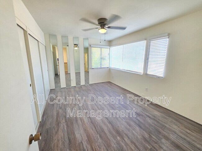 Building Photo - 2504 N Whitewater Club Dr