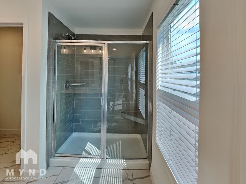 Building Photo - 1911 Allagash Ln