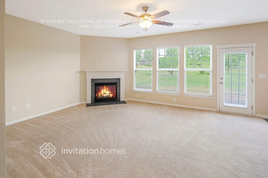 Building Photo - 3639 Grove Creek Pond Dr SW