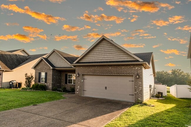 Building Photo - 8838 Hedgewood Ct