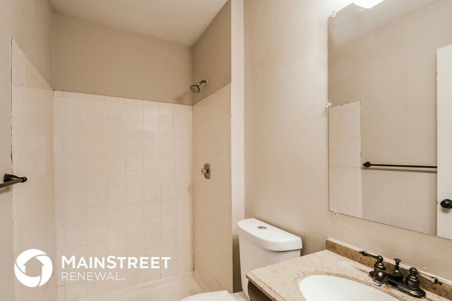 Building Photo - 17 Oakshire Ct