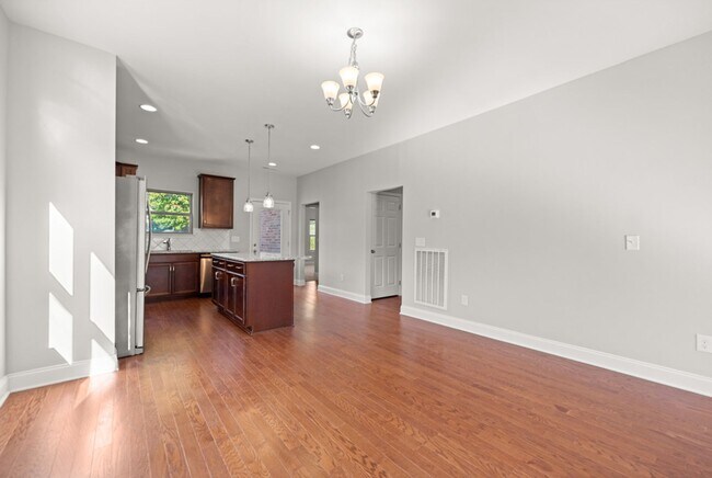 Building Photo - Spacious Home with Loft & 2-Car Garage in Prime Location in Hardin Valley school district!