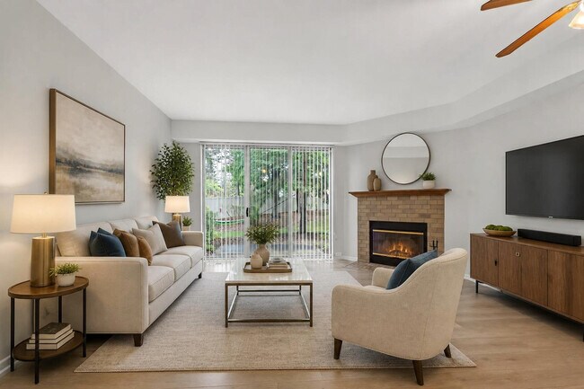 Building Photo - 1126 Regency Dr