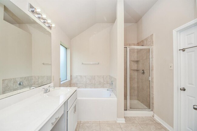 Building Photo - 2022 Haven Springs Ln