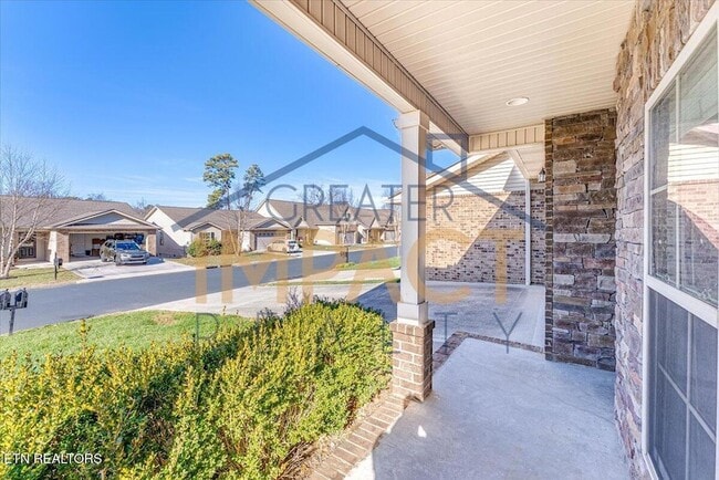 Building Photo - 810 Klondike Way