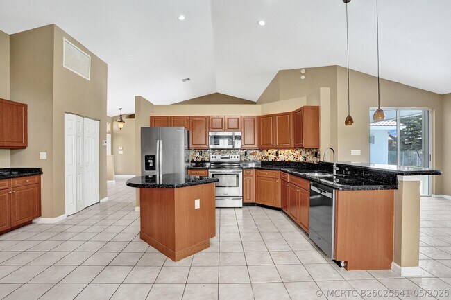 Building Photo - 10304 NW 50th Ct