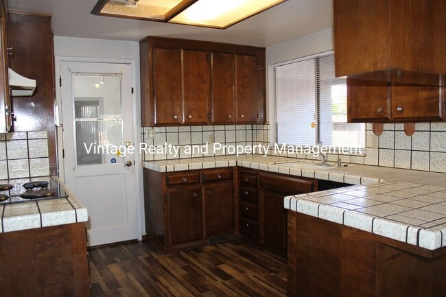 Building Photo - Back On The Rental Market Update 3 Bedroom Home With A Swimming Pool!!!