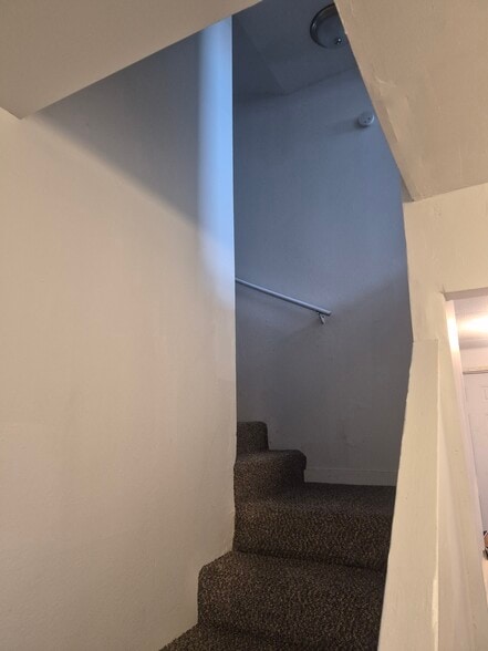 Building Photo - 12375 Prospect Ave