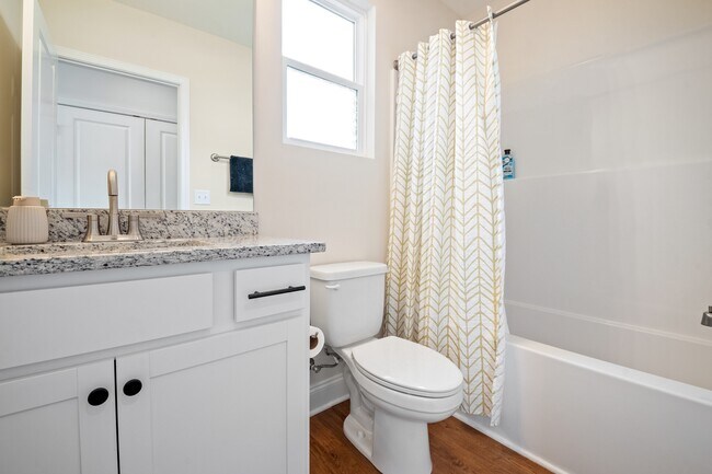 Building Photo - 24 Sawyer St