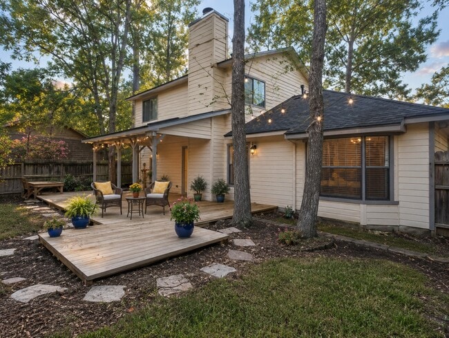 Building Photo - 80 Fallenstone Dr