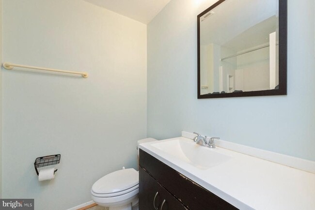 Building Photo - 39 Triple Crown Ct