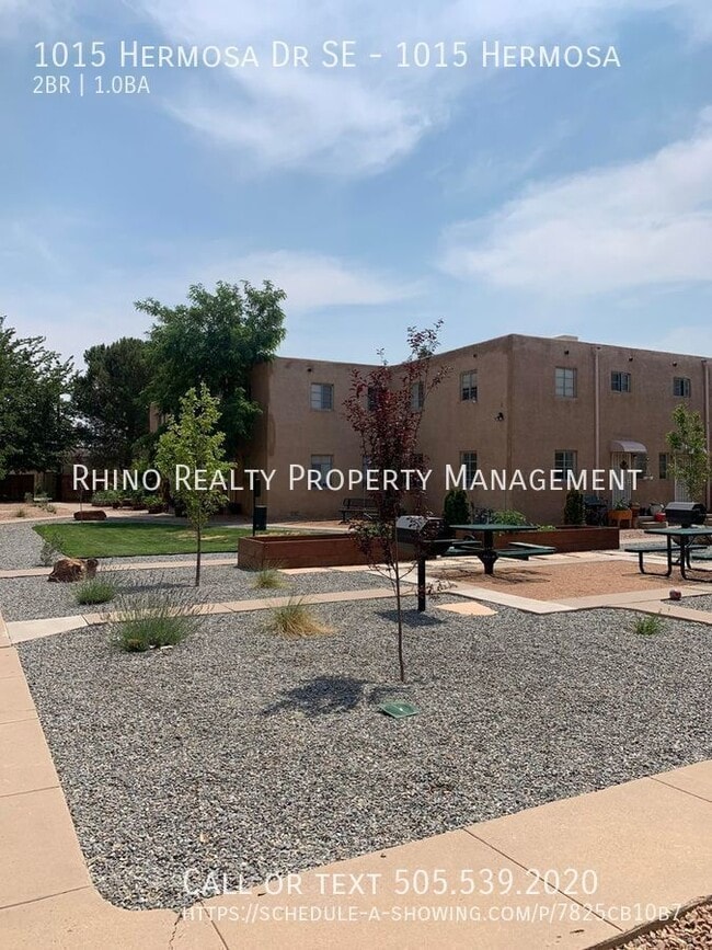 Building Photo - 1015 Hermosa Dr SE