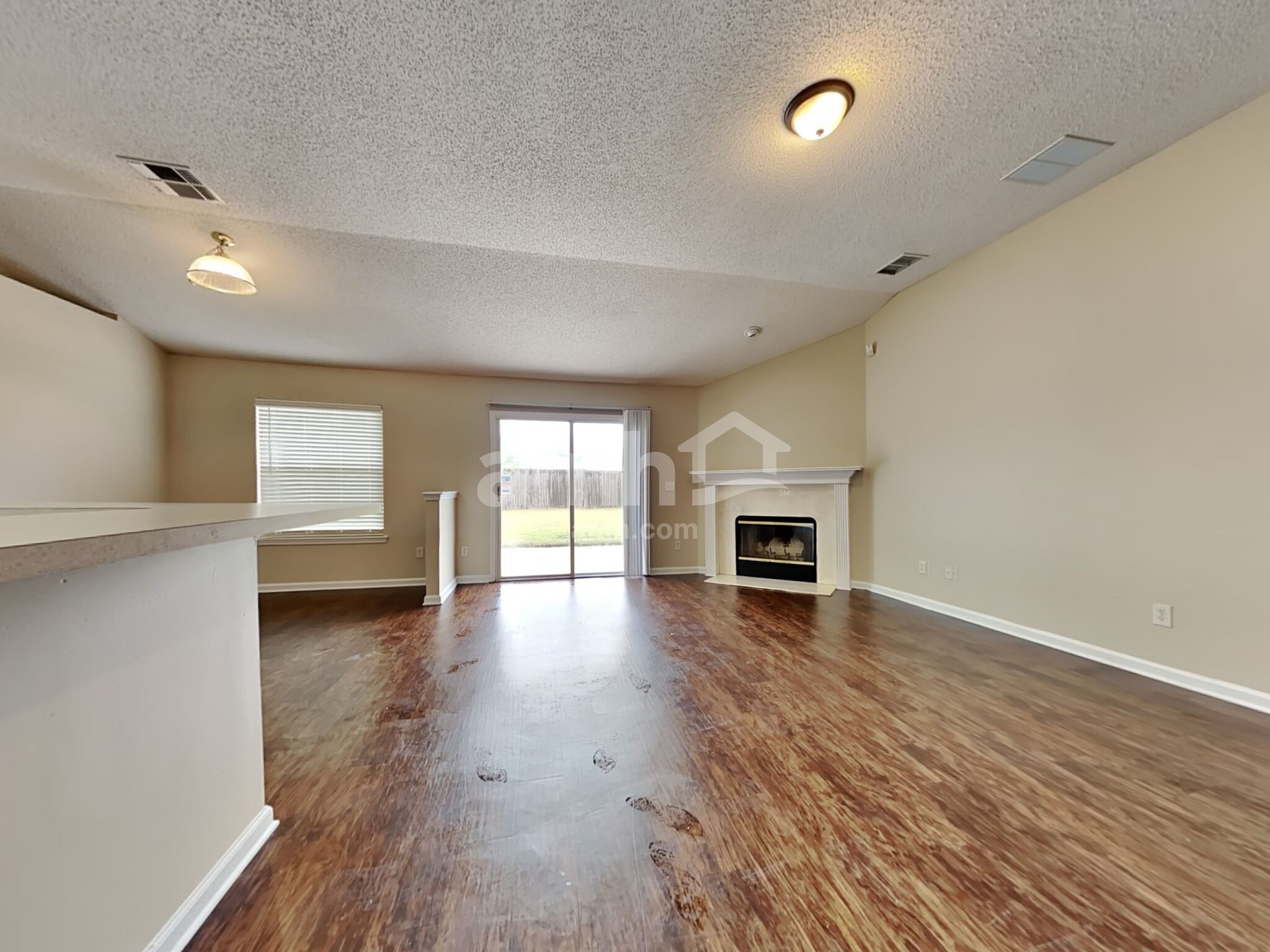 Building Photo - 5631 Ortega Park Blvd