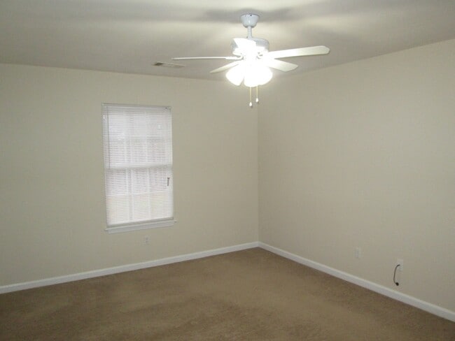 Building Photo - 413 Northrop Pl