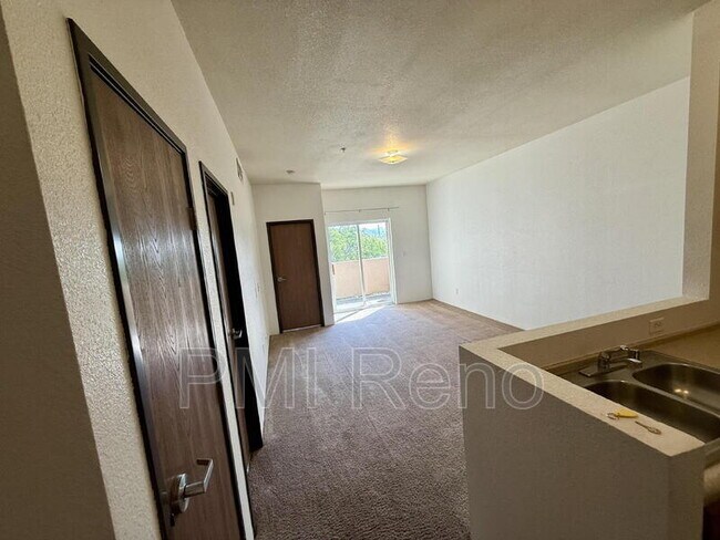 Building Photo - 1600 I St