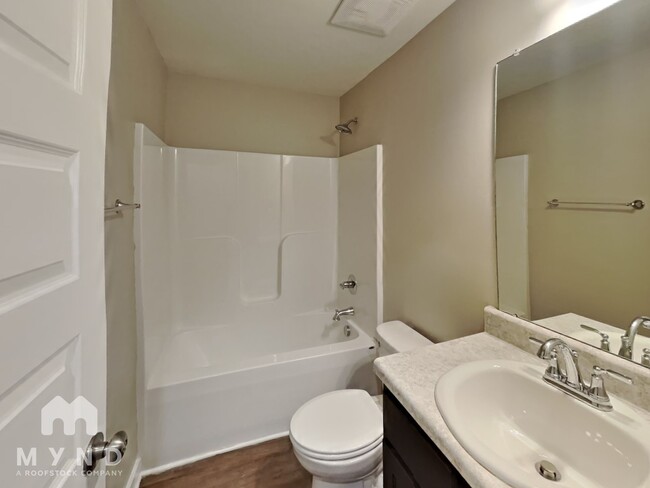Building Photo - 7209 Elmcroft Ave NW