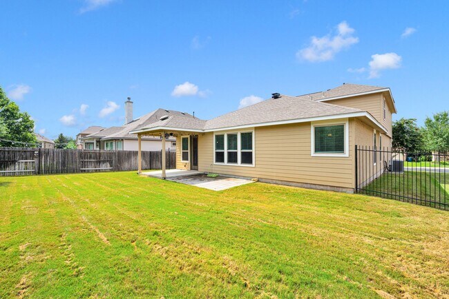 Building Photo - Spacious 5-Bedroom Beauty in Triana Neighborhood –  with Community Perks!