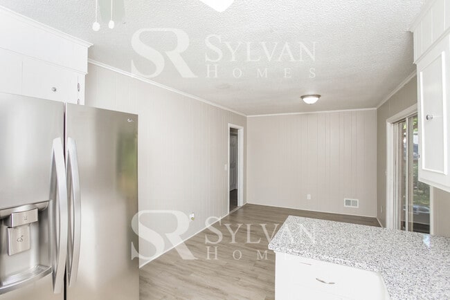 Building Photo - The Lifestyle You Deserve.