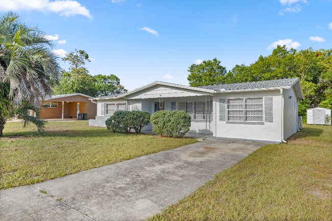 Building Photo - 88 S Adams St