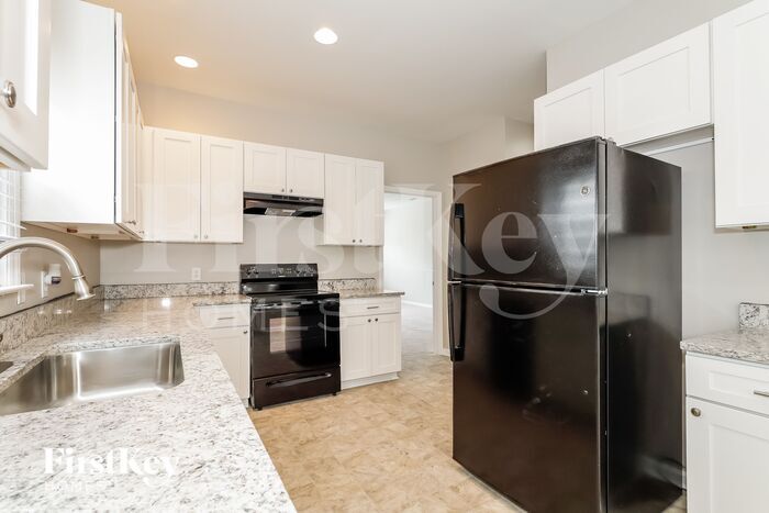 Building Photo - 6217 Tuskan Dr