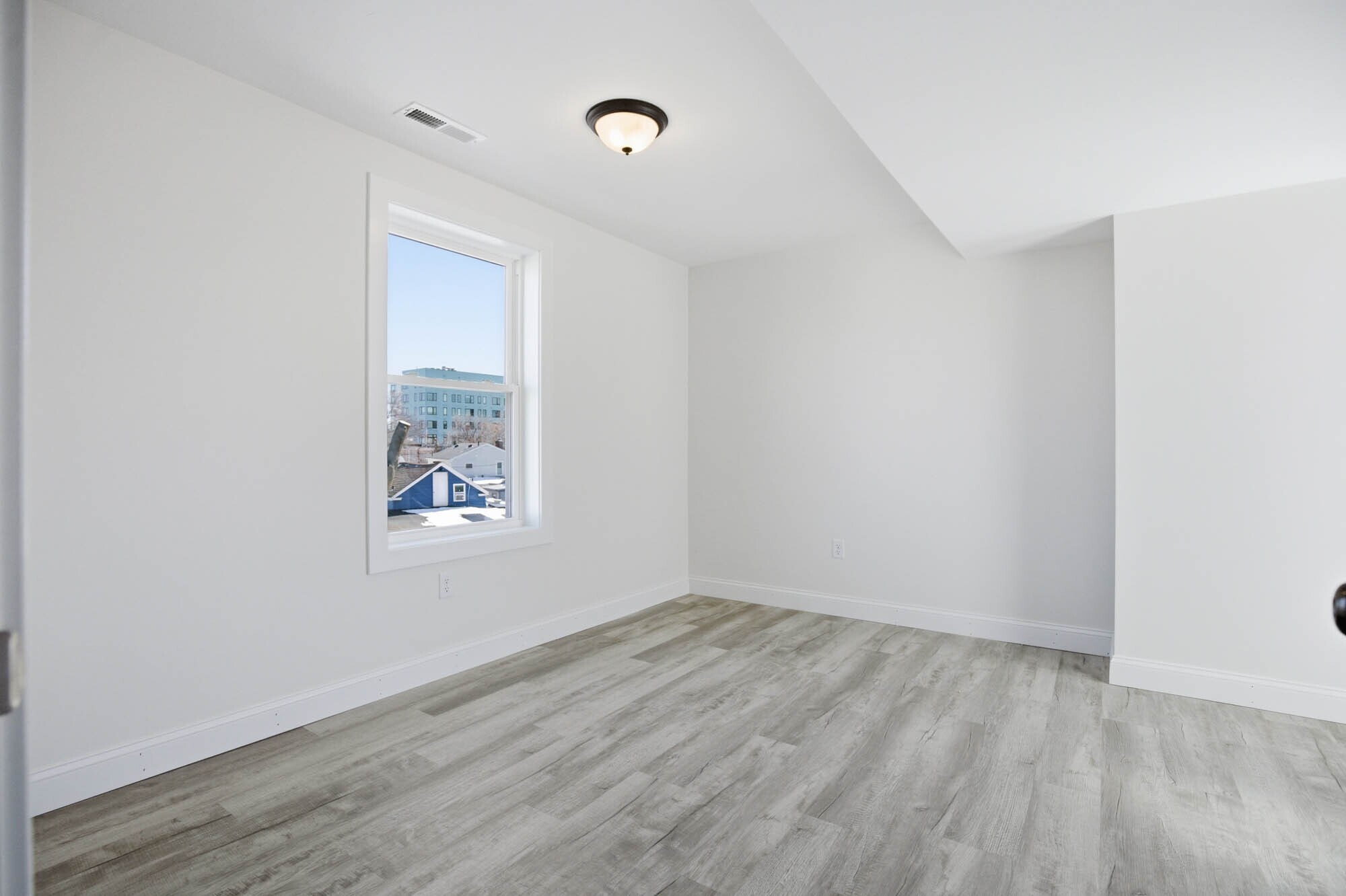 Building Photo - 23 Blake St