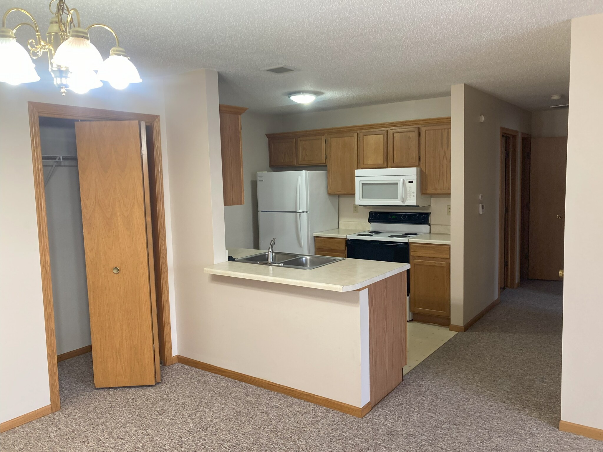 Building Photo - 1603 Breca Ridge Dr